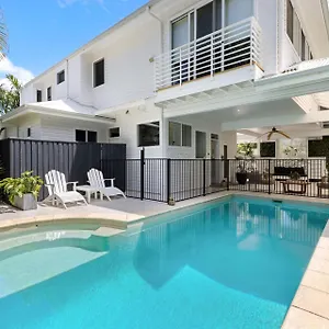  Holiday home Bayron Baythers